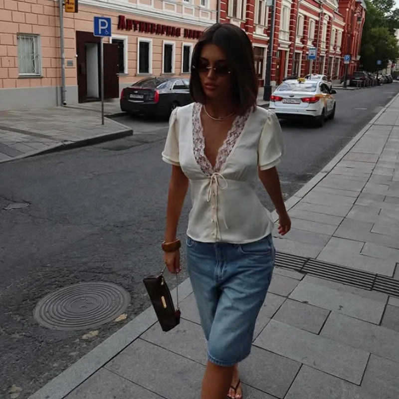 Tossy Lace Summer V-Neck T-shirt Top For Women Lace-Up Hollow Out Short Sleeve Printed Cropped Top Pullover Female Bandage Tee
