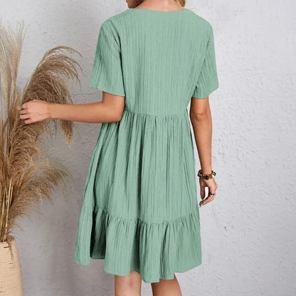 Leila | Elegante vestido de escote en V para el verano